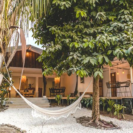 Cuatro Vientos Lodge & Apartments - Mal Pais, Costa Rica Playa Santa Teresa  Dış mekan fotoğraf