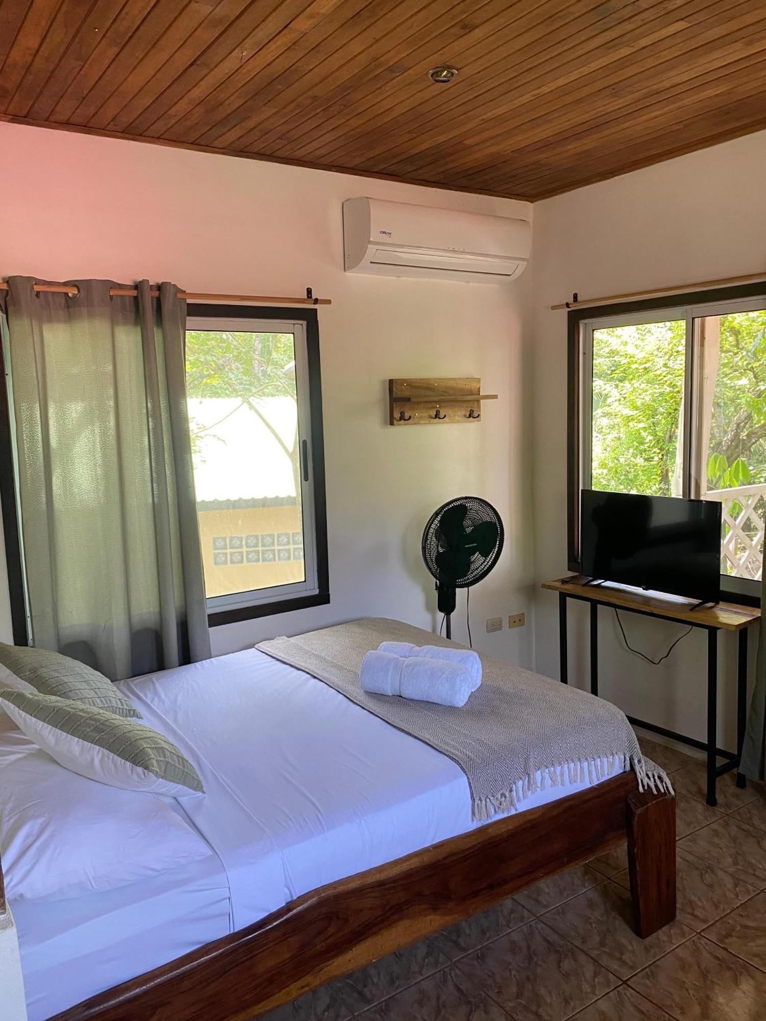 Cuatro Vientos Lodge & Apartments - Mal Pais, Costa Rica Playa Santa Teresa  Dış mekan fotoğraf